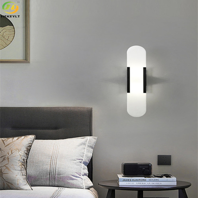 Used For Home/Hotel/Showroom G4 Creative Fashionable Nordic Wall Light