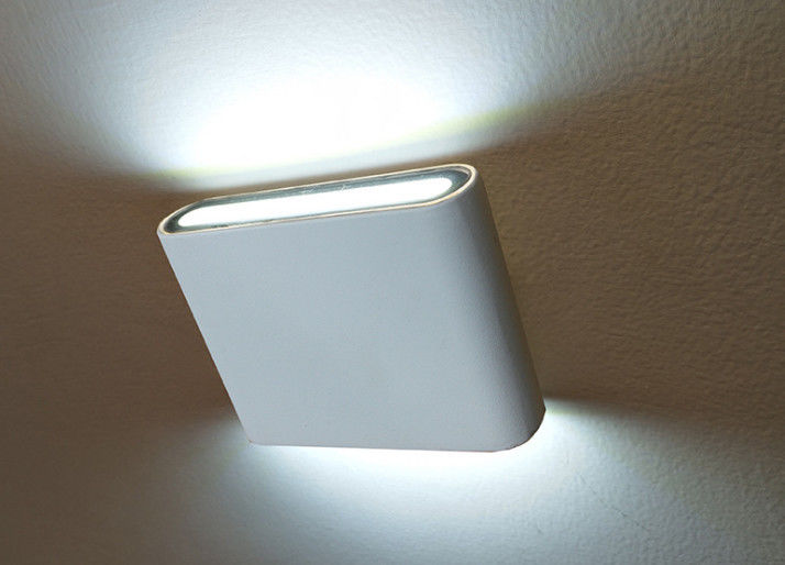 Indoor Outdoor 6w / 12w Aluminum 11.5*9*2.8cm Led Modern Wall Lamp
